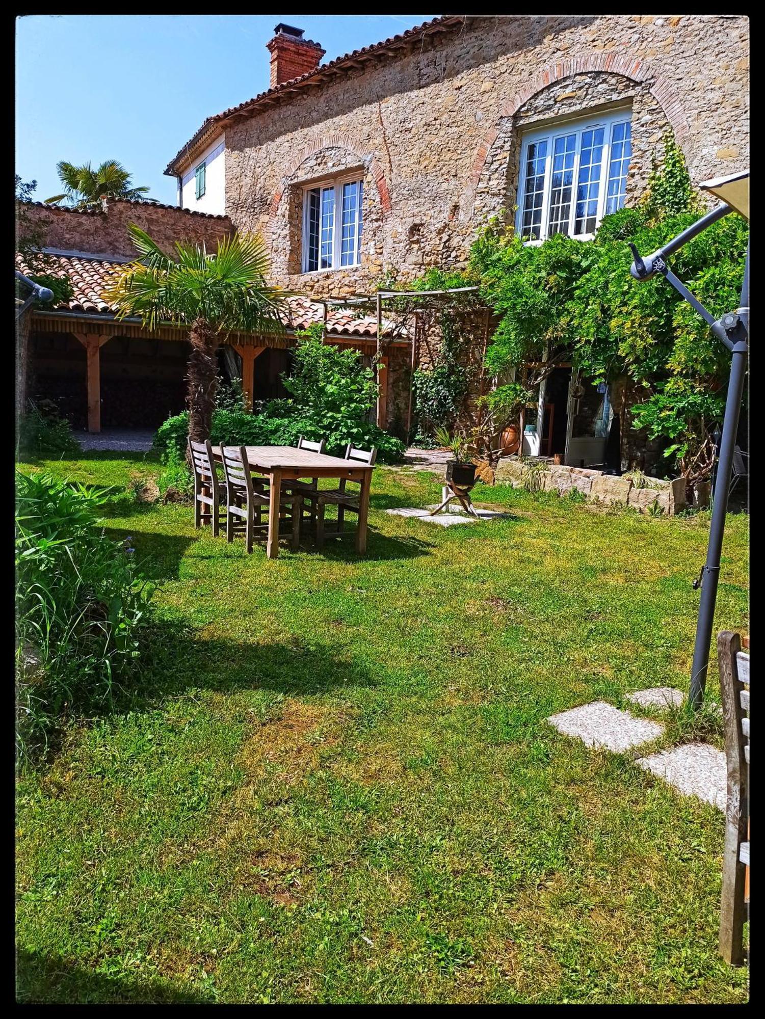 Le Dinanga Bed and Breakfast Léran Εξωτερικό φωτογραφία