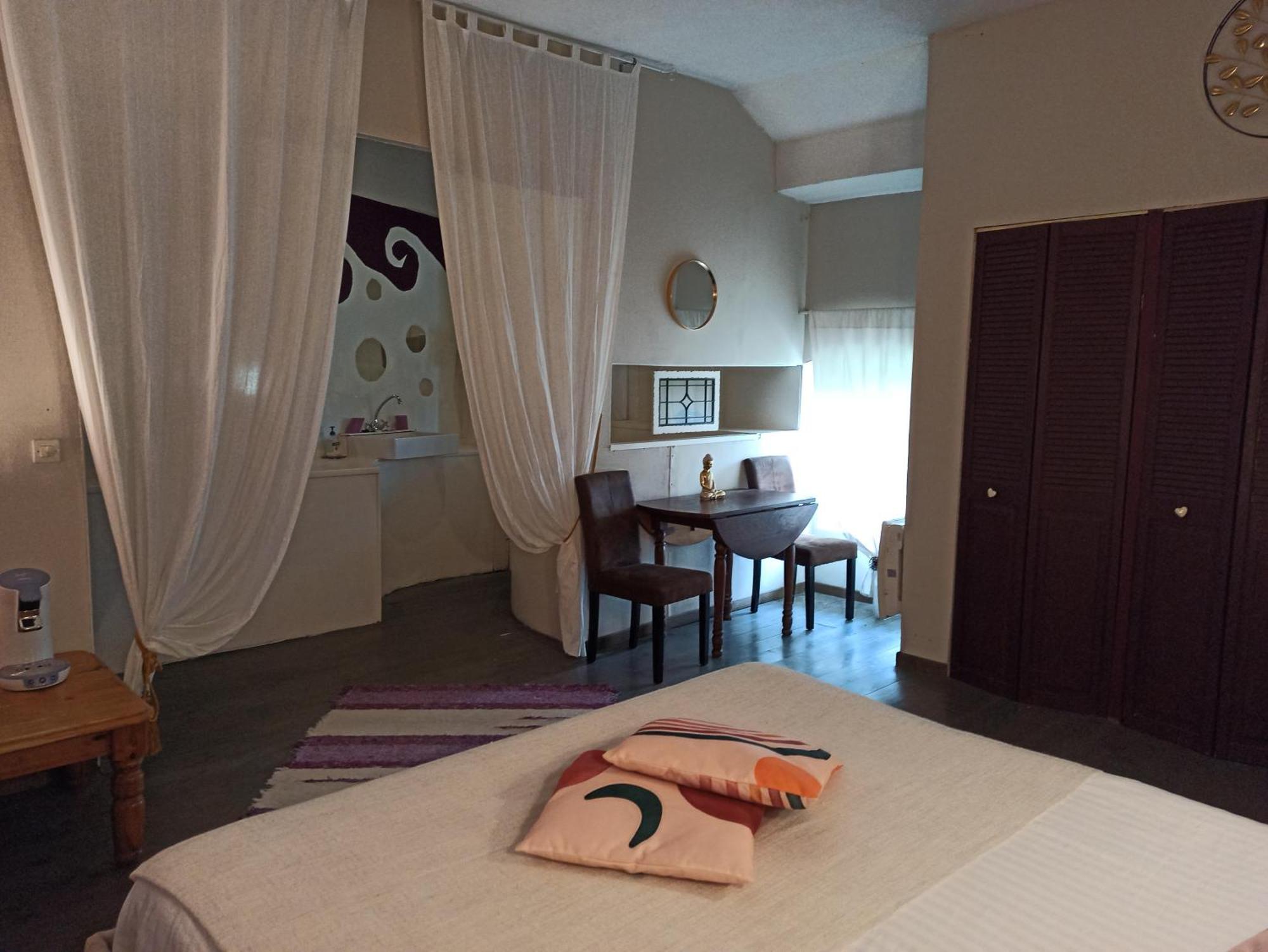 Le Dinanga Bed and Breakfast Léran Εξωτερικό φωτογραφία